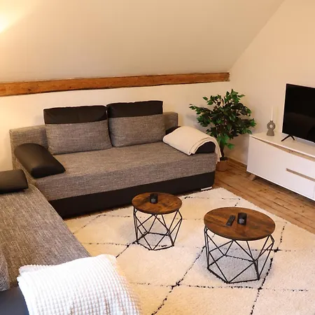 公寓 Charmantes Mit Voll Ausgestatteter Kueche, Kingsize-betten, Billard & Tischkicker *